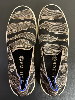 ROTHYS The Original Gold Shimmer Slip On Sneakers size 9 thumbnail 2