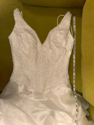 Demetrios Vintage Inspired Lace Ball Gown Wedding Dress Size 6 thumbnail 11