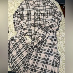 Victoria's Secret medium pj thumbnail 2