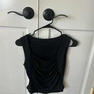 Elegant Black Ruched Women's Top thumbnail 2