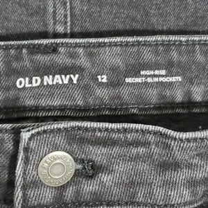 Old Navy Vintage High-Waisted Button-Front‎ Black Jean Mini Skirt Size 12 thumbnail 5