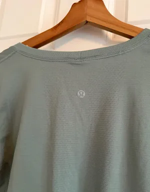 Lululemon Swiftly Tech Short Sleeve (Breeze) *Relaxed Fit Palm Court | Size 4 thumbnail 3