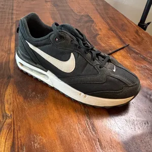 Nike Air Max Dawn Black White Low Top Running Shoes DC4068-001 Womens 8 thumbnail 14