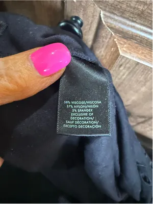 Women's Ann Taylor Black Scalloped Hem Blouse Size L thumbnail 5