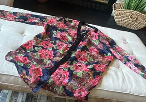 Victoria Secrets Gold Label Floral Button Down Robe Size M/L thumbnail 1
