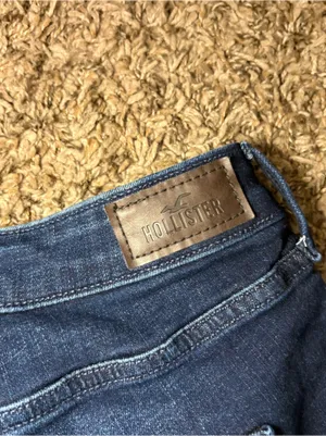 Hollister Curvy High-Rise Super Skinny Jeans Size 16R W33 Dark Wash thumbnail 6