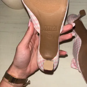 Mia Kitten Heels  thumbnail 2