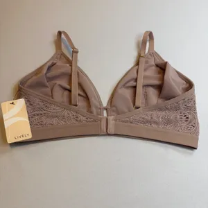 NWT‎ LIVELY Lace Bra Orchid Seamless Triangle Comfort Adjustable Straps Size 3 thumbnail 4