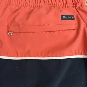 Abercrombie and Fitch Men’s swim suit navy and coral 5 inch looks new thumbnail 4