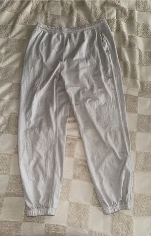 Vuori Light‎ Gray Performance Joggers size M thumbnail 1