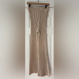 Free People Beach Tan‎ Ribbed Knit Sweater Pants Size XS EUC thumbnail 4