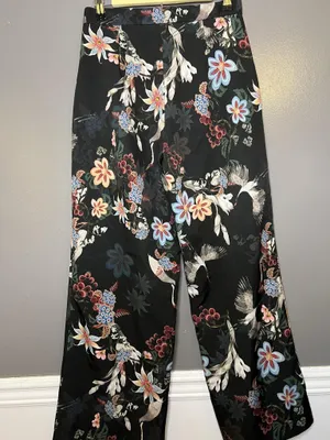 H&M Pants Womens 8 Black Floral Bird Print Wide Leg Crepe Stretch Dress Pants thumbnail 4