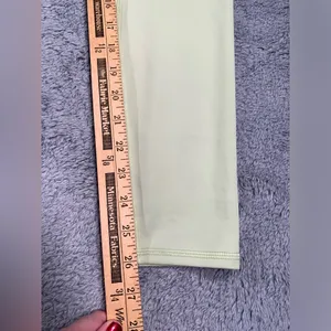 Alo yoga Light Green Leggings medium thumbnail 4