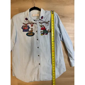 Karen Scott Button Down Shirt Blue M Women Christmas Dogs Embroidered Chambray thumbnail 10