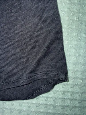 Lululemon Womens Black Long Sleeve Ribbed Turtleneck Top Size M thumbnail 2