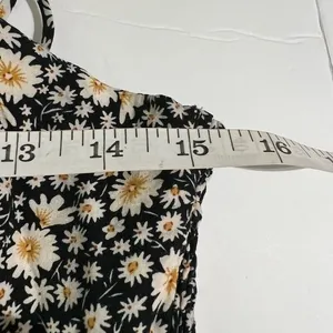 Urban Outfitters Black Daisy Floral Smocked Mini Dress Ruffle Hem Size M FD5532 thumbnail 12
