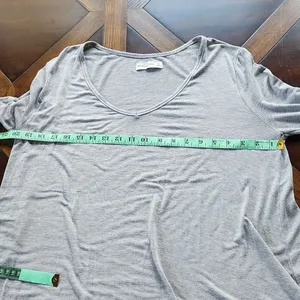 Abercrombie &‎ Fitch -475 gray long sleeve flowy top Small thumbnail 4