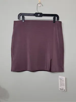 Lululemon Softstreme High Rise Mini Skirt Goodnight Plum Large NWT thumbnail 3