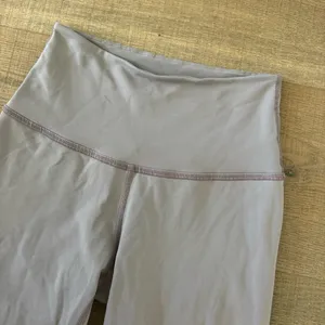 beyond yoga ash purple full length athletic leggings thumbnail 3