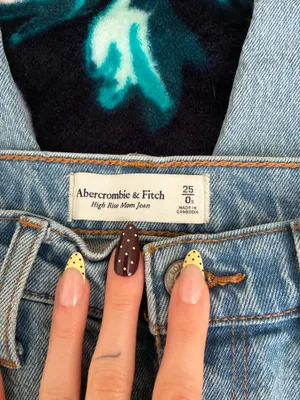 Abercrombie and Fitch jeans thumbnail 2