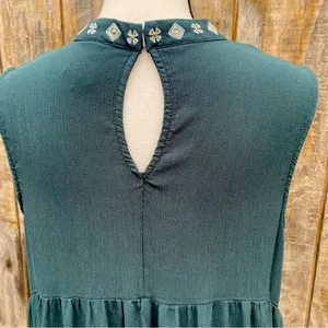 Knox Rose Teal Embroidered Sleeveless Babydoll Blouse Size Large thumbnail 9