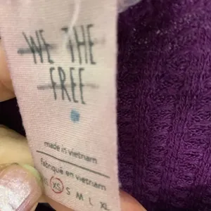 Free People Henley sweater over‎ dyed purple lob sleeve knit top XS thumbnail 2