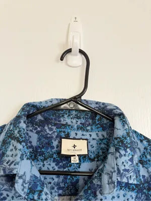 Tuckernuck Callahan Shirt Dress in Trellis Vine Crepe thumbnail 2