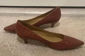 Nine West Croc-Embossed Brown Heels thumbnail 2