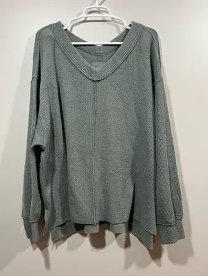Aerie Sage Green Ribbed Long Sleeve V-Neck Sweater Top Size Medium thumbnail 1