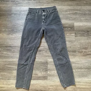 BDG light grey mom high rise jeans thumbnail 2