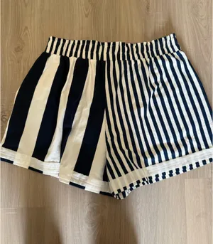Umgee Shorts thumbnail 2
