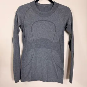 Lululemon Swiftly Tech Long Sleeve Crew Heathered Slate Gray Ice Shirt Size 4 thumbnail 2