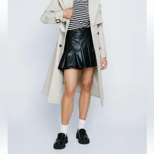 Hollister Ultra High-Rise Black Leather Pleated Skirt Sz S thumbnail 2