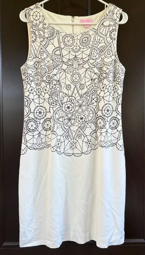 EUC Lilly Pulitzer Julianna “Lace You There” Ponte Sheath Dress Size Large thumbnail 1