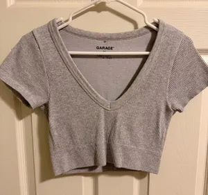 Garage Crop Top Grey thumbnail 1