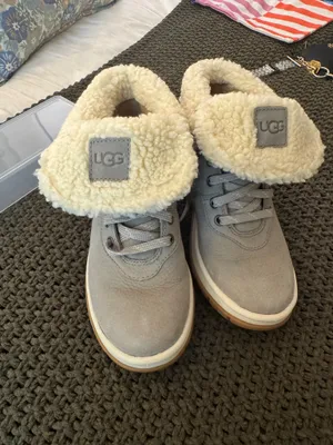 UGG Lakesider Heritage Mid-Ankle Boots thumbnail 6
