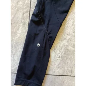 Lululemon Pants Womens 4 Black High Rise Side Pocket Reflective Running Leggings thumbnail 4