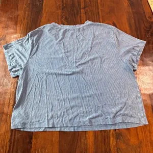 American Eagle Soft & Sexy Rib Blue V-Neck Short Sleeve Crop T-Shirt Large thumbnail 2
