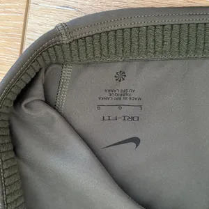 Nike Swoosh Dri-FIT Racerback Sports Bra Size Large thumbnail 5