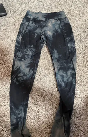 Alphalete Leggings thumbnail 1