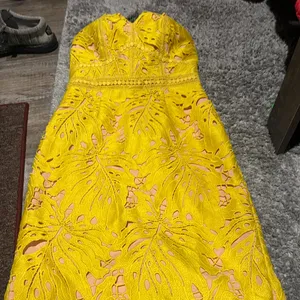 Anthropologie Maeve Lace‎ Gardenia Sheath V-Neck Yellow Dress size 4 thumbnail 6
