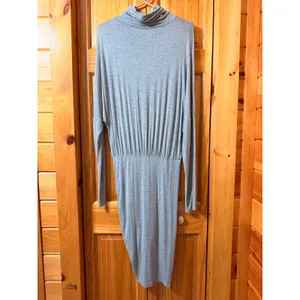 Veronica Beard Medium Grey Ruched Turtleneck Dolman Midi Dress thumbnail 4