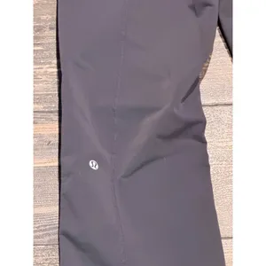 Lululemon Run: Free Pant Coal Grey Pockets W5221S Size 6 Softshell Outdoor Warm thumbnail 7