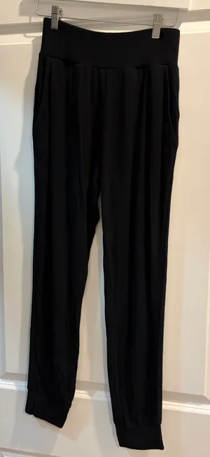 Cozy Earth Black Ribbed Jogger Pants Size XS thumbnail 1