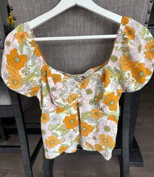 Floral Puff-Sleeve Crop Top - Orange & Pink thumbnail 1