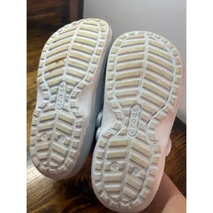 Crocs Light Blue Fur Lined Clogs Size‎ Women 6 thumbnail 10
