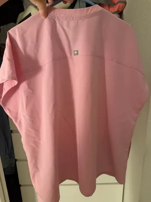 Fabletics Scrub Top Evolve thumbnail 2
