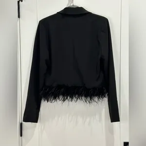 NWT Lulus Celebratory Sweetie Feather Crop Blazer Large Black Cocktail Party thumbnail 3