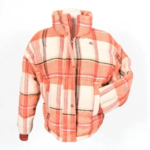 Levi's Plaid Coat Jacket M Quilted‎ Pink White Cabincore Flannel Winter Trucker thumbnail 5