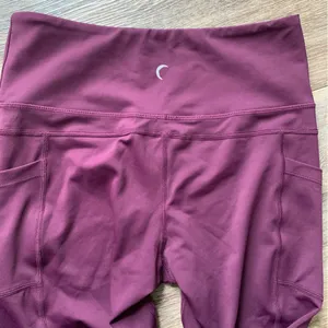 Zyia Active Plum Purple Capri Leggings 6-8 thumbnail 7